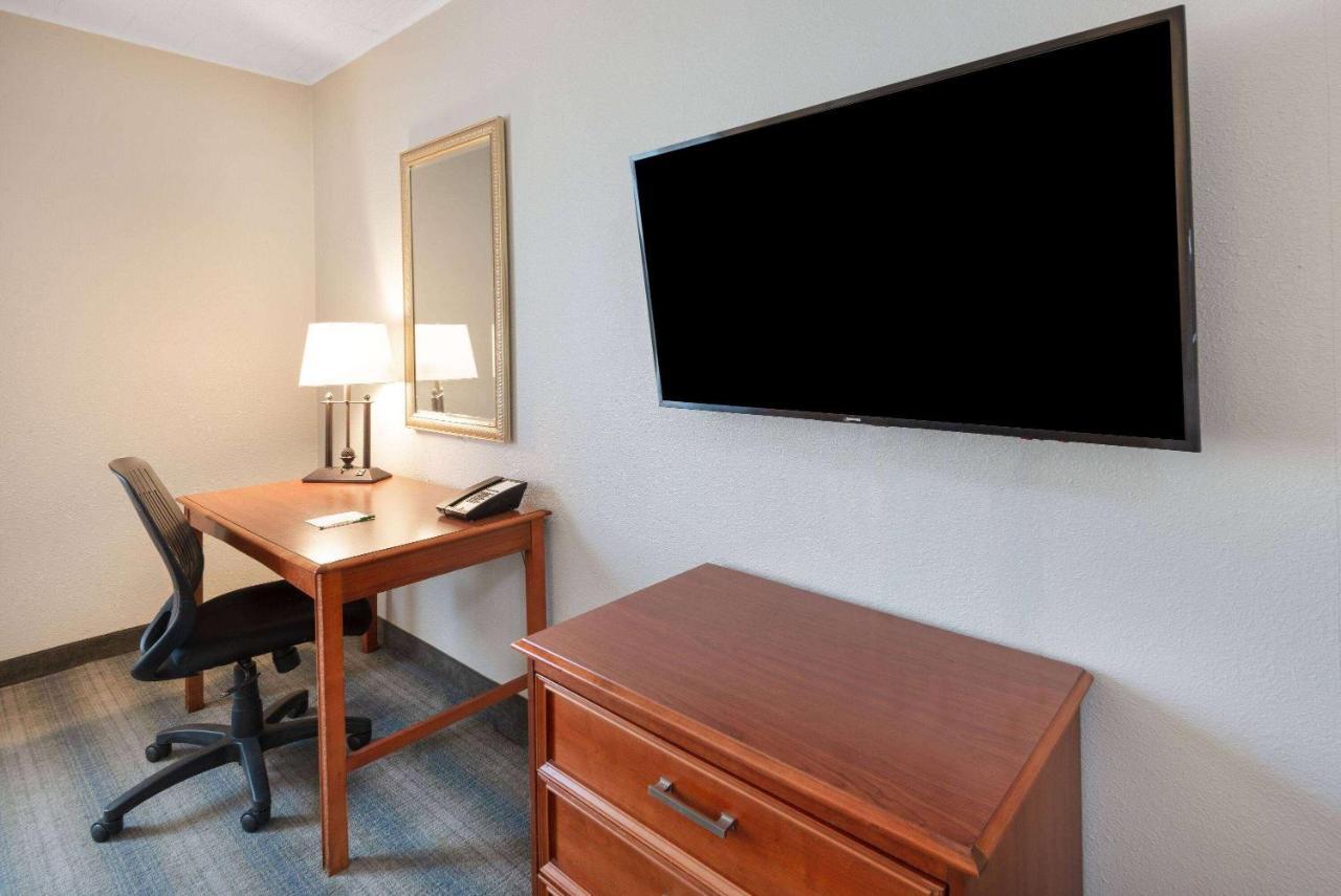 Hotel Wyndham Garden 3*