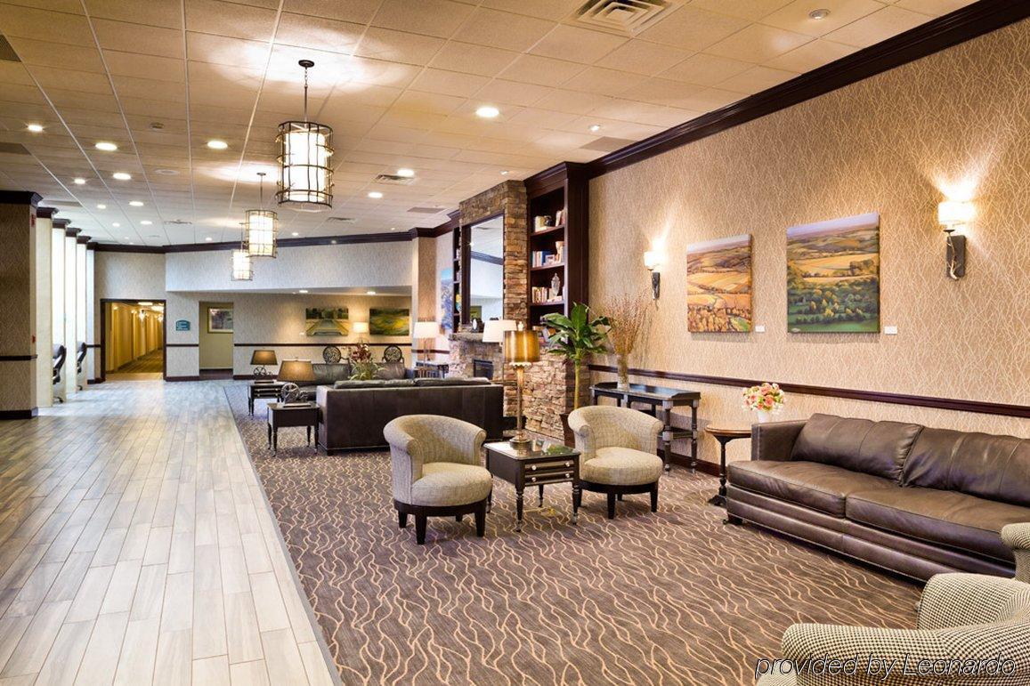 Wyndham Garden Hotel 3*